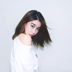 二次元美女被❌黄的软件
